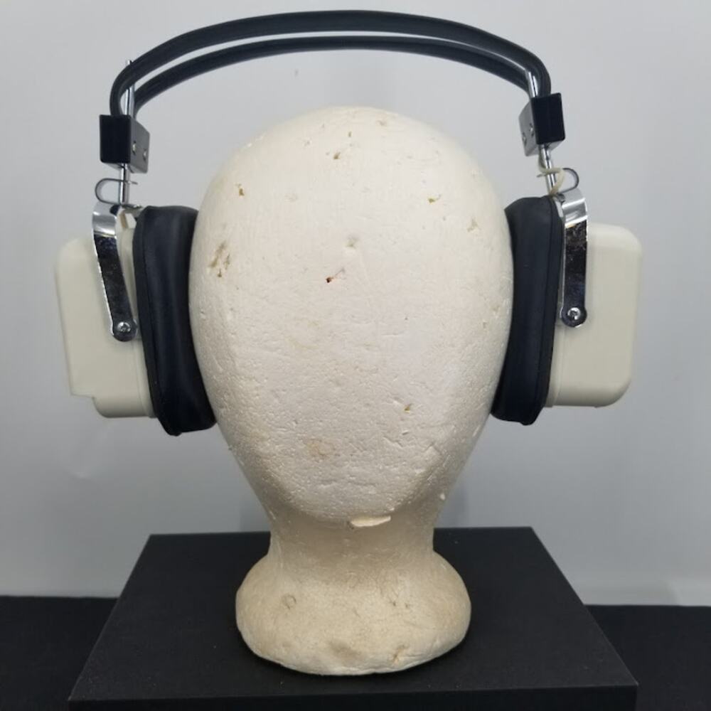 VINTAGE It's a radio The Triumph Headhugger Private Headset  Winston Cup Nascar